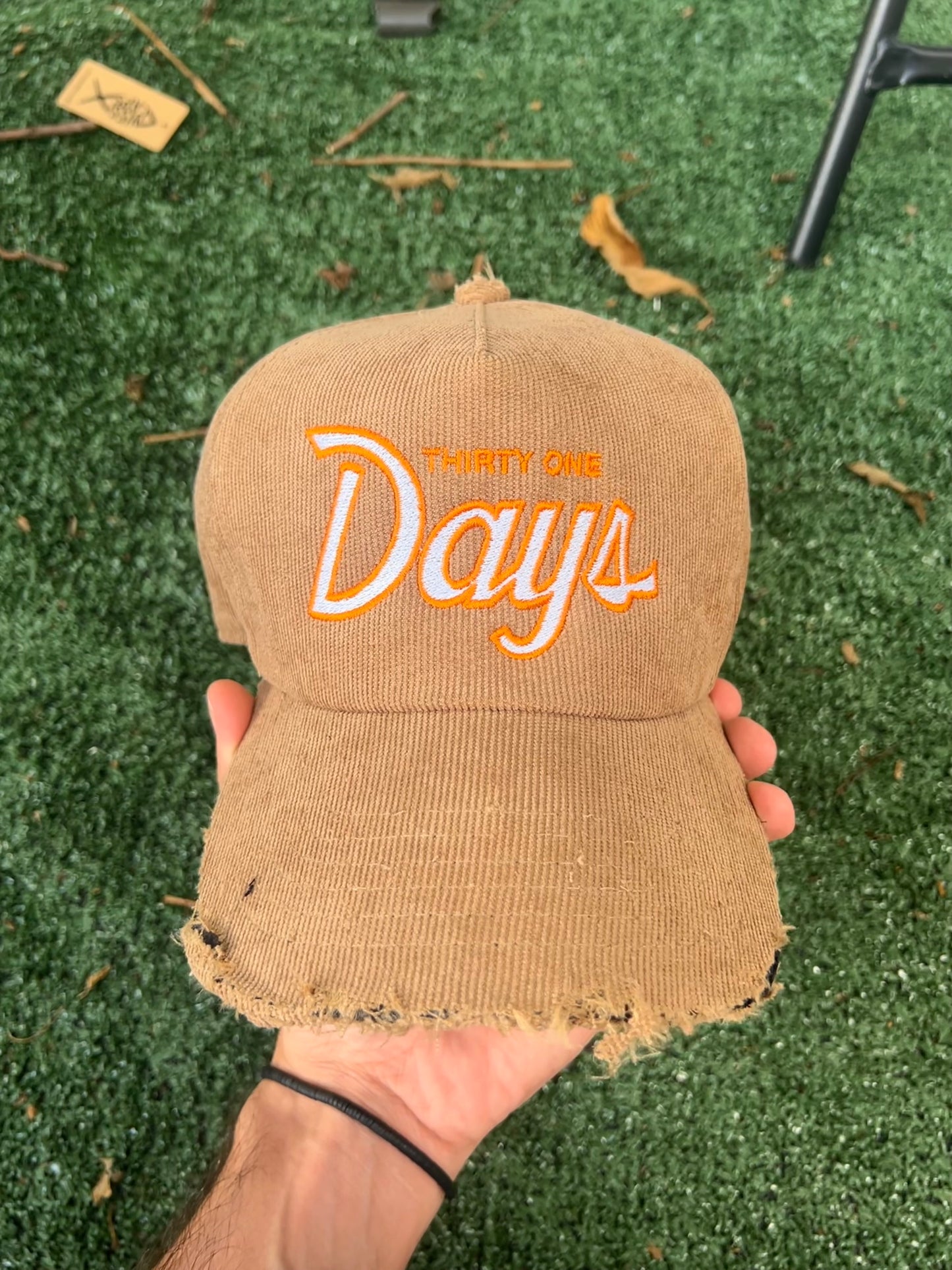 31 DAYS Distressed Cap