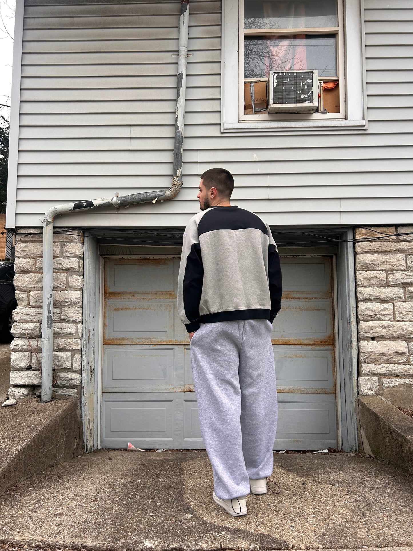 31 DAYS Logo Sweatpants